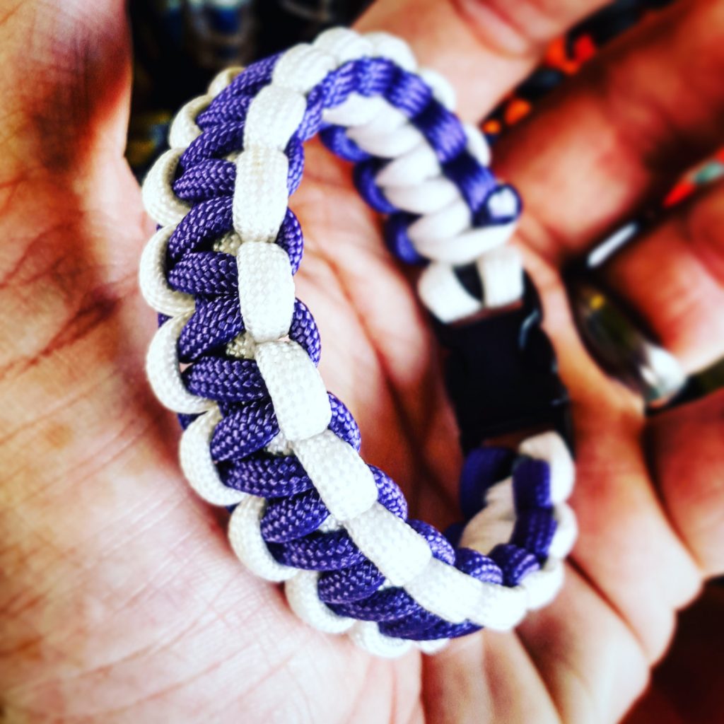 edcgearladiesparacordbraceletladiesfashionaccessories5856f7e21